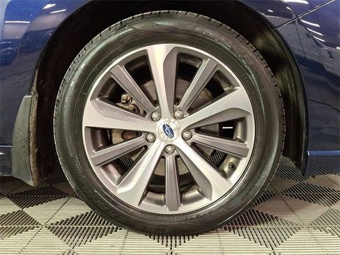Used 2018 Subaru Legacy 3.6R Limited image 11