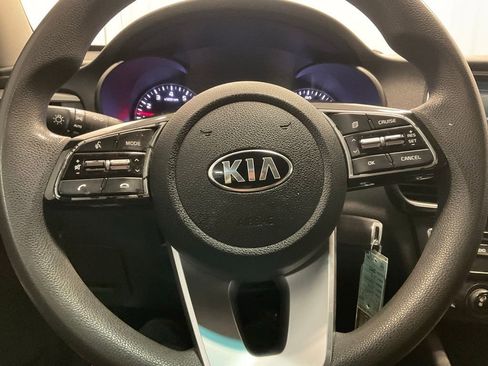 Used 2019 Kia Optima LX image 5