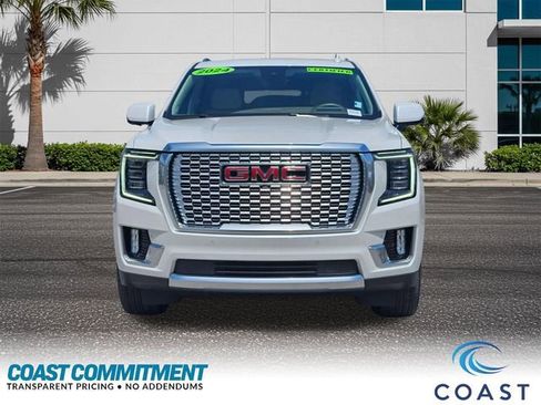 Used 2024 GMC Yukon Denali w/ Advanced Technology Package AWD/4WD image 2