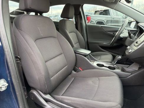 Used 2018 Chevrolet Malibu LS FWD image 11
