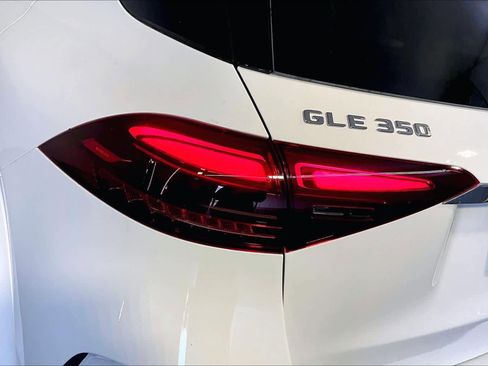 New 2026 Mercedes-Benz GLE 350 4MATIC image 5