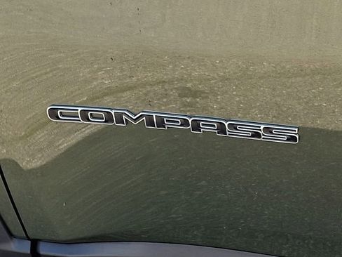 Used 2021 Jeep Compass Sport image 29