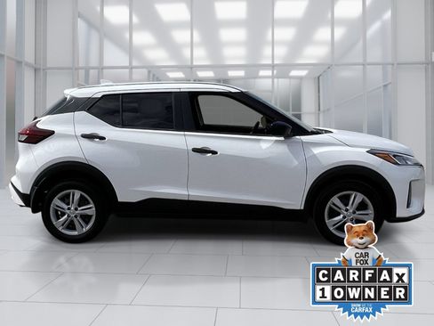 Used 2024 Nissan Kicks S FWD image 7