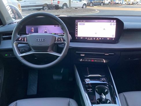 Used 2026 Audi Q3 quattro 2.0T AWD/4WD image 8