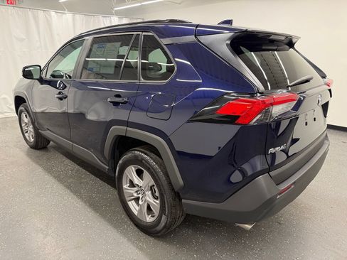 Used 2025 Toyota RAV4 XLE AWD/4WD image 3