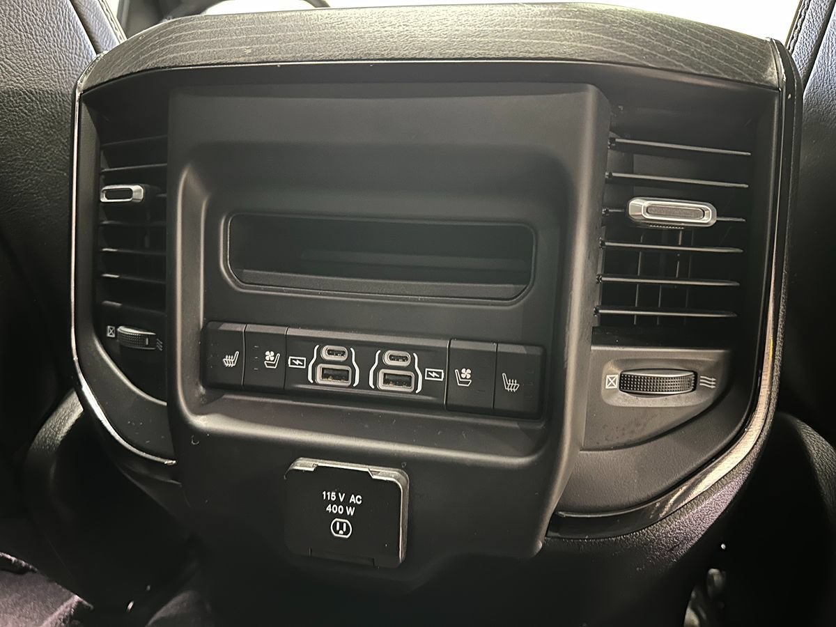 Used 2022 RAM 1500 Limited AWD/4WD image 19