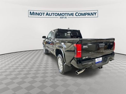 Used 2026 Toyota Tacoma SR5 AWD/4WD image 7