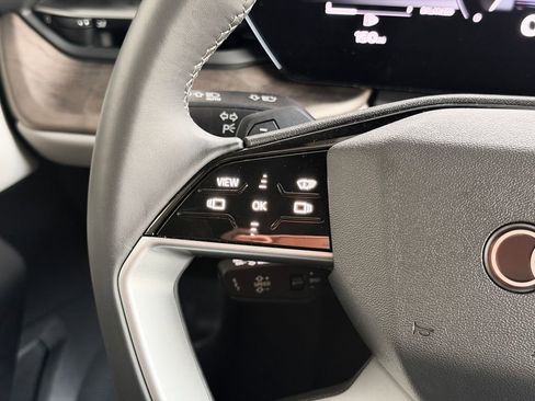 Used 2025 Audi Q5 Prestige image 13