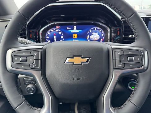 New 2025 Chevrolet Silverado 1500 LT w/ Convenience Package II RWD image 21