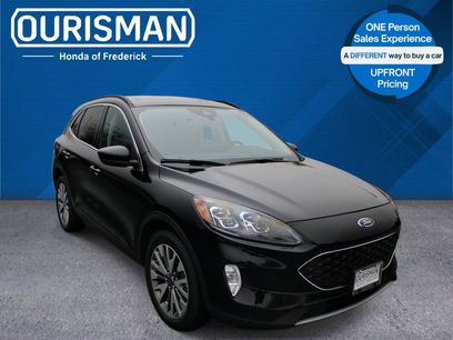 Used 2022 Ford Escape Titanium w/ Class II Trailer Tow Package