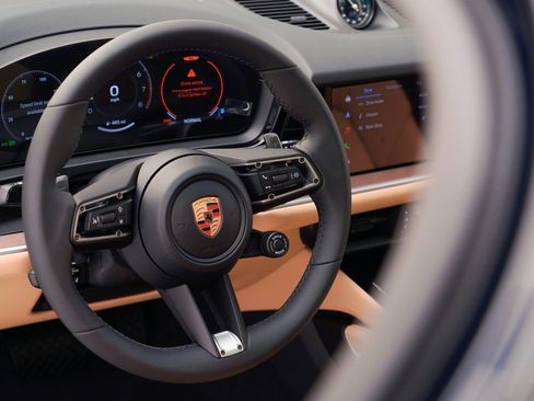 New 2026 Porsche Cayenne Coupe image 20