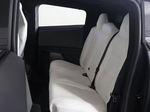 Used 2024 Tesla Cybertruck AWD Crew Cab image 35