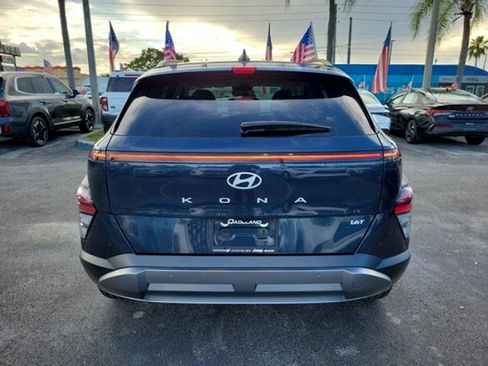 Used 2024 Hyundai Kona Limited FWD image 4