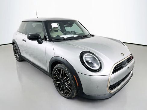 New 2026 MINI Cooper S image 3
