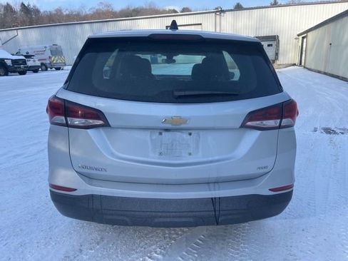 Used 2022 Chevrolet Equinox LS image 7