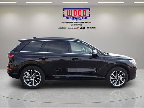 Used 2025 Lincoln Corsair Grand Touring w/ Equipment Group 301A image 2