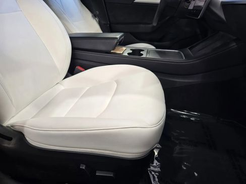 Used 2021 Tesla Model 3 Standard Range Plus RWD image 7
