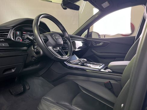 Used 2021 Audi Q7 2.0T Premium w/ Convenience Package image 11