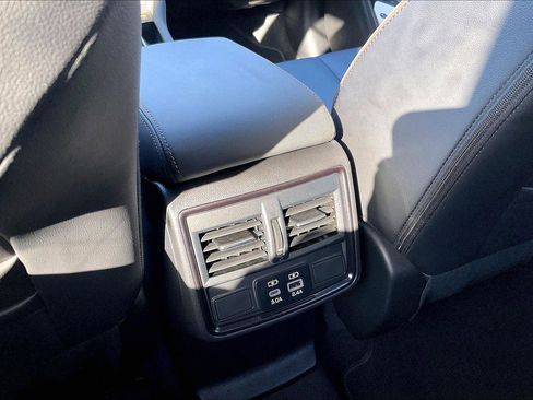 Used 2025 Subaru Forester Sport image 25