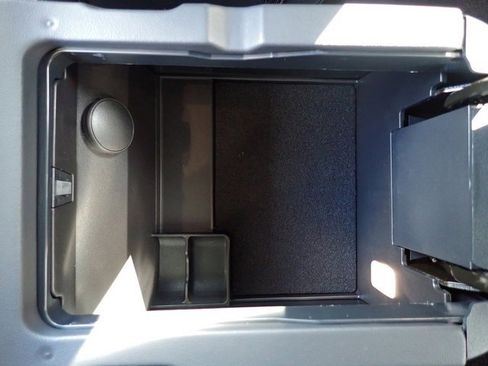 Used 2025 Ford Mustang Premium image 25