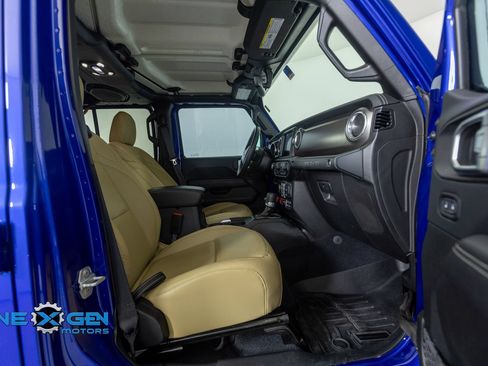 Used 2019 Jeep Wrangler Unlimited Rubicon AWD/4WD image 39