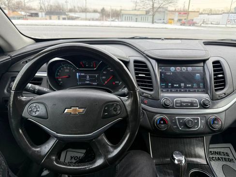 Used 2019 Chevrolet Impala LT image 14