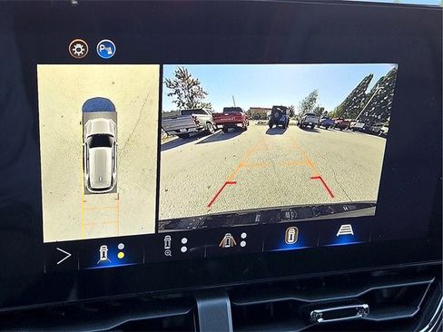 New 2026 Chevrolet Equinox RS w/ Convenience Package III image 18