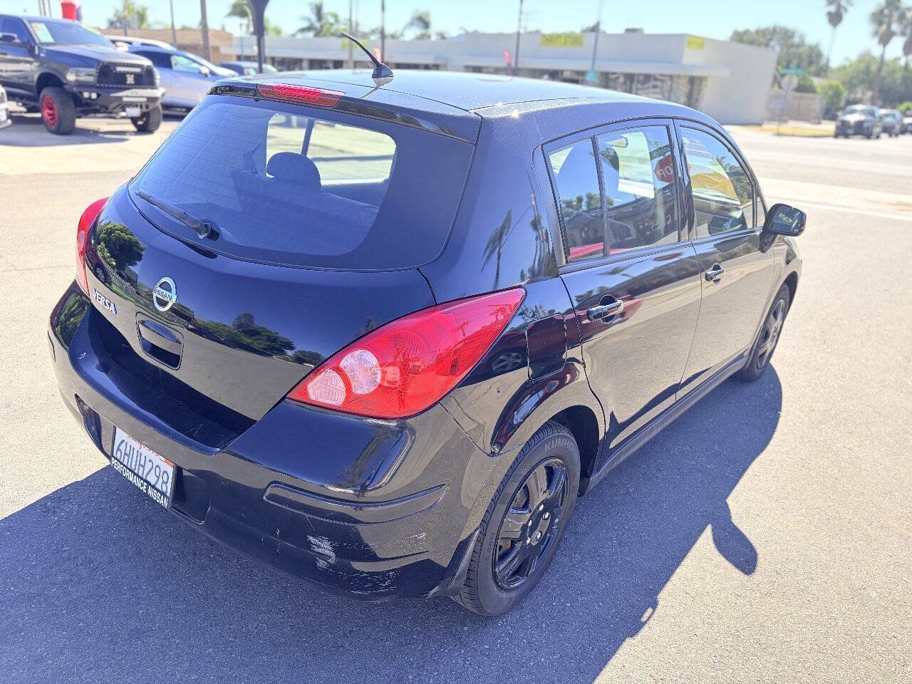 Used 2009 Nissan Versa 1.8 S w/ PWR Pkg FWD image 5