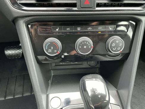 Used 2023 Volkswagen Taos S image 40