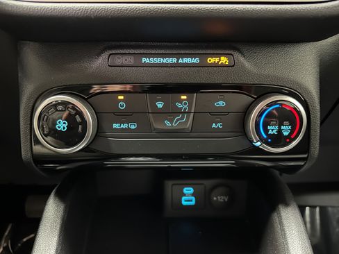 Certified 2022 Ford Escape S image 19