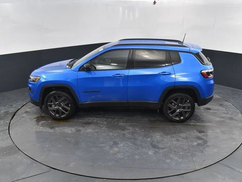 New 2026 Jeep Compass Latitude AWD/4WD image 37