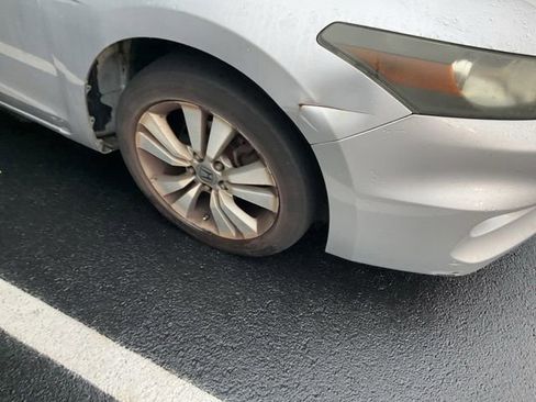 Used 2011 Honda Accord LX-S image 2