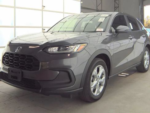 Used 2025 Honda HR-V LX image 1