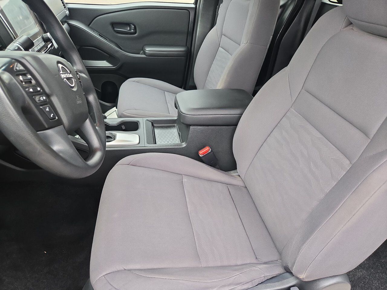 Used 2024 Nissan Frontier S RWD image 22