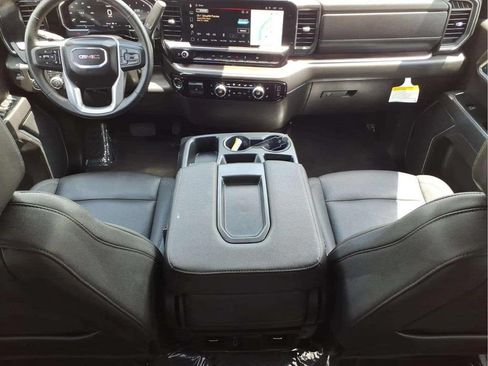 Used 2026 GMC Sierra 1500 SLT RWD image 11