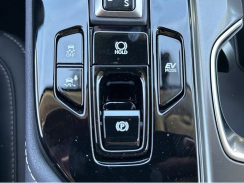 New 2026 Lexus NX 350h AWD w/ Premium Package image 32