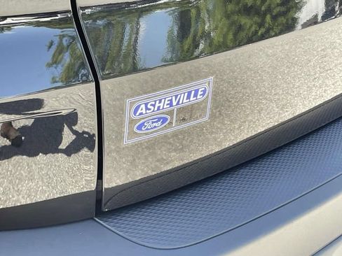 Certified 2025 Ford Escape ST-Line AWD/4WD image 11