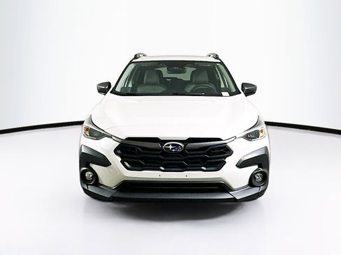Used 2024 Subaru Crosstrek 2.0i Premium image 2