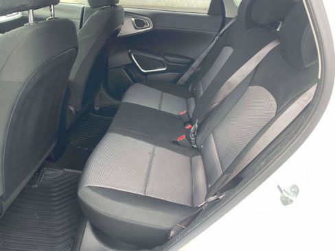Used 2023 Kia Soul LX FWD image 6