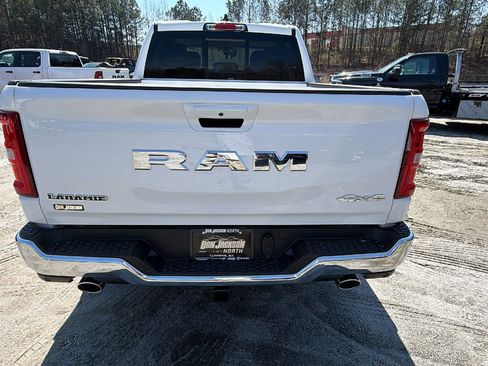 New 2026 RAM 1500 Laramie AWD/4WD image 9