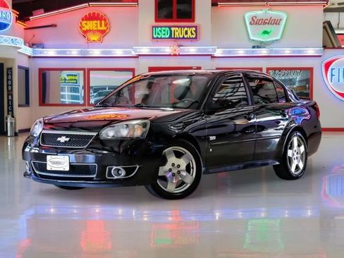 Used 2006 Chevrolet Malibu SS image 2