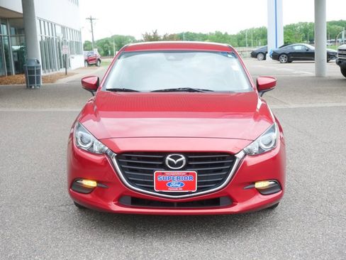 Used 2018 MAZDA MAZDA3 Touring FWD image 2