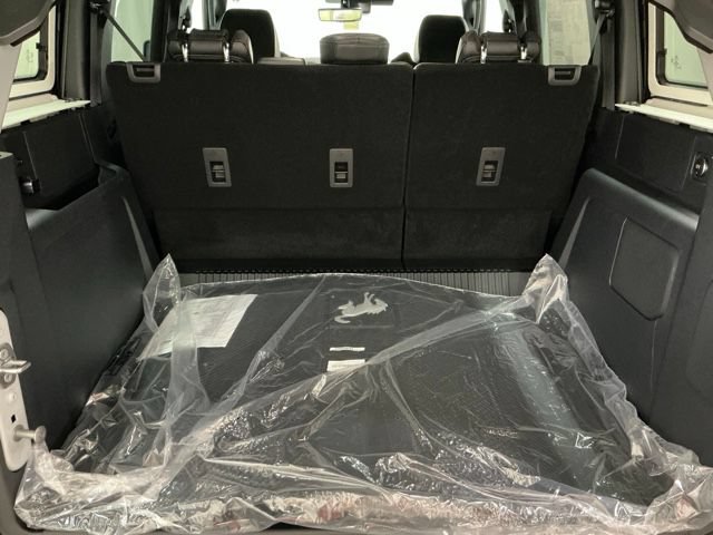 New 2026 Ford Bronco Raptor w/ Interior Carbon Fiber Pack AWD/4WD image 16