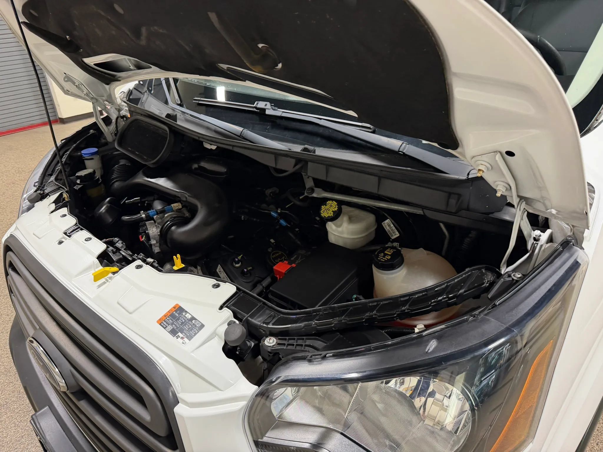 Used 2018 Ford Transit 150 XL RWD image 53