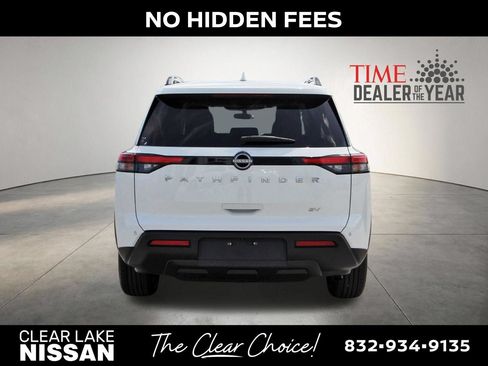 Used 2024 Nissan Pathfinder SV FWD image 6