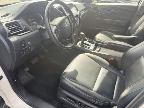 Used 2019 Honda Ridgeline RTL-E image 12
