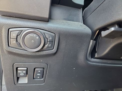 Used 2019 Ford F150 XLT w/ Equipment Group 302A Luxury image 14