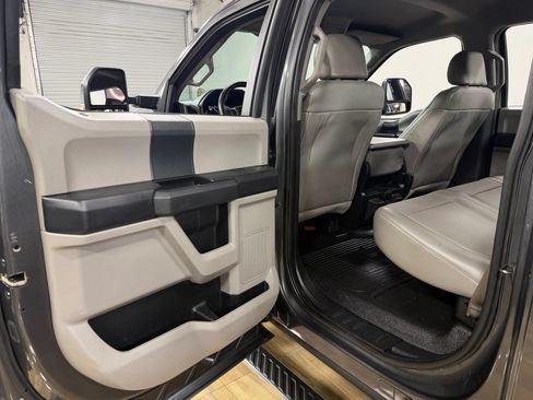 Used 2017 Ford F250 XL w/ STX Appearance Package AWD/4WD image 15