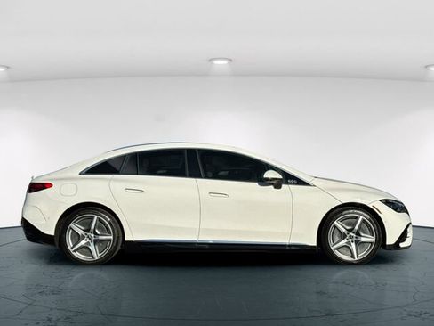 New 2026 Mercedes-Benz EQE 320 4D Sedan 4MATIC image 7