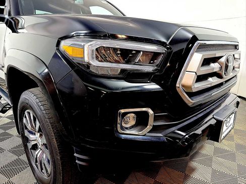 Used 2023 Toyota Tacoma Limited image 26